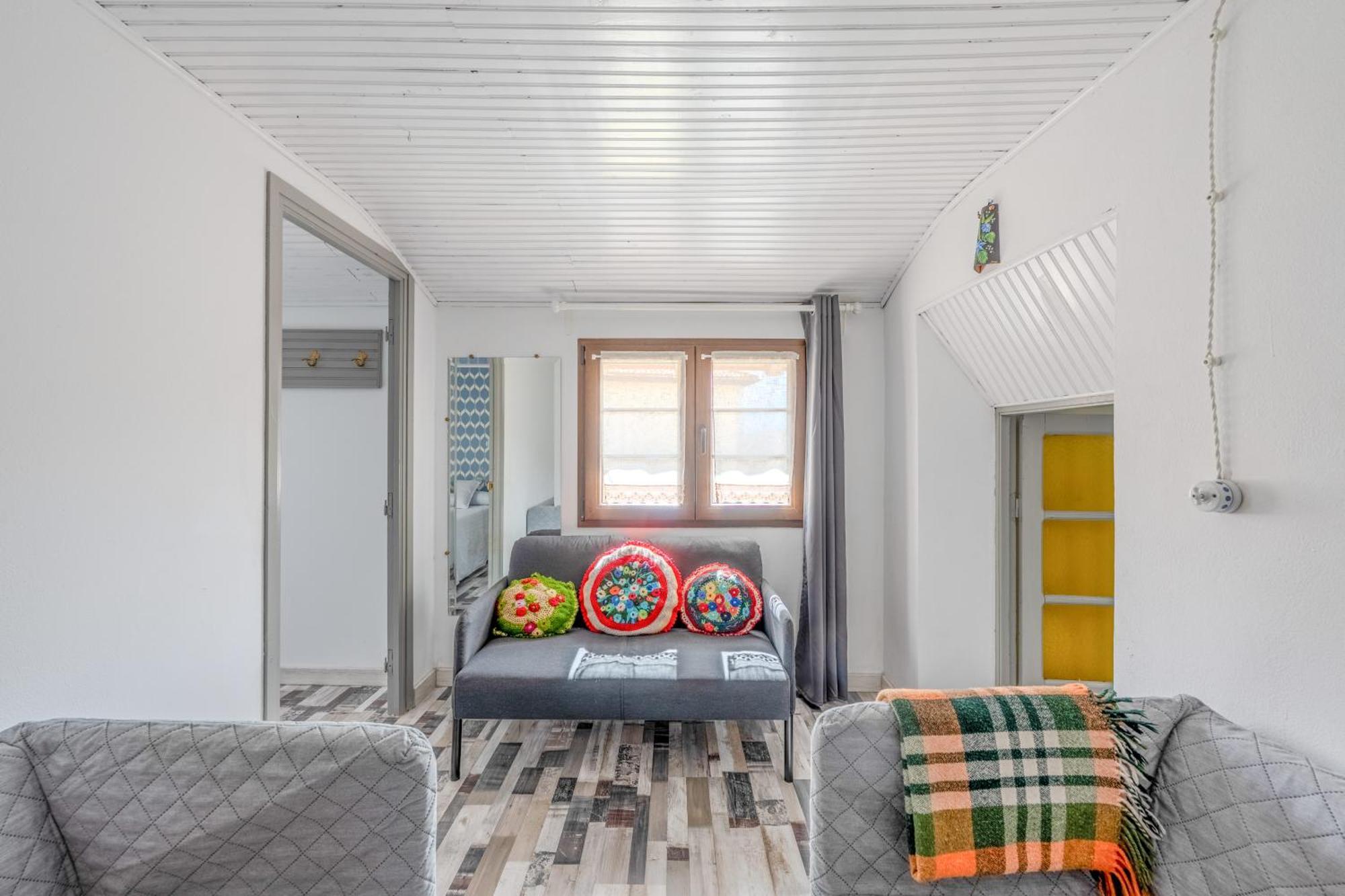 Alojamientos Casa Luisa Puertas  Luaran gambar