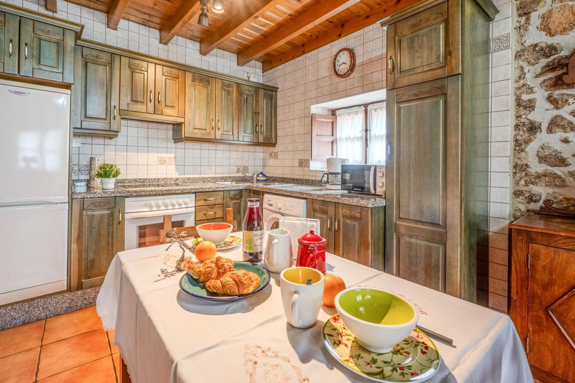 Alojamientos Casa Luisa Puertas  Luaran gambar