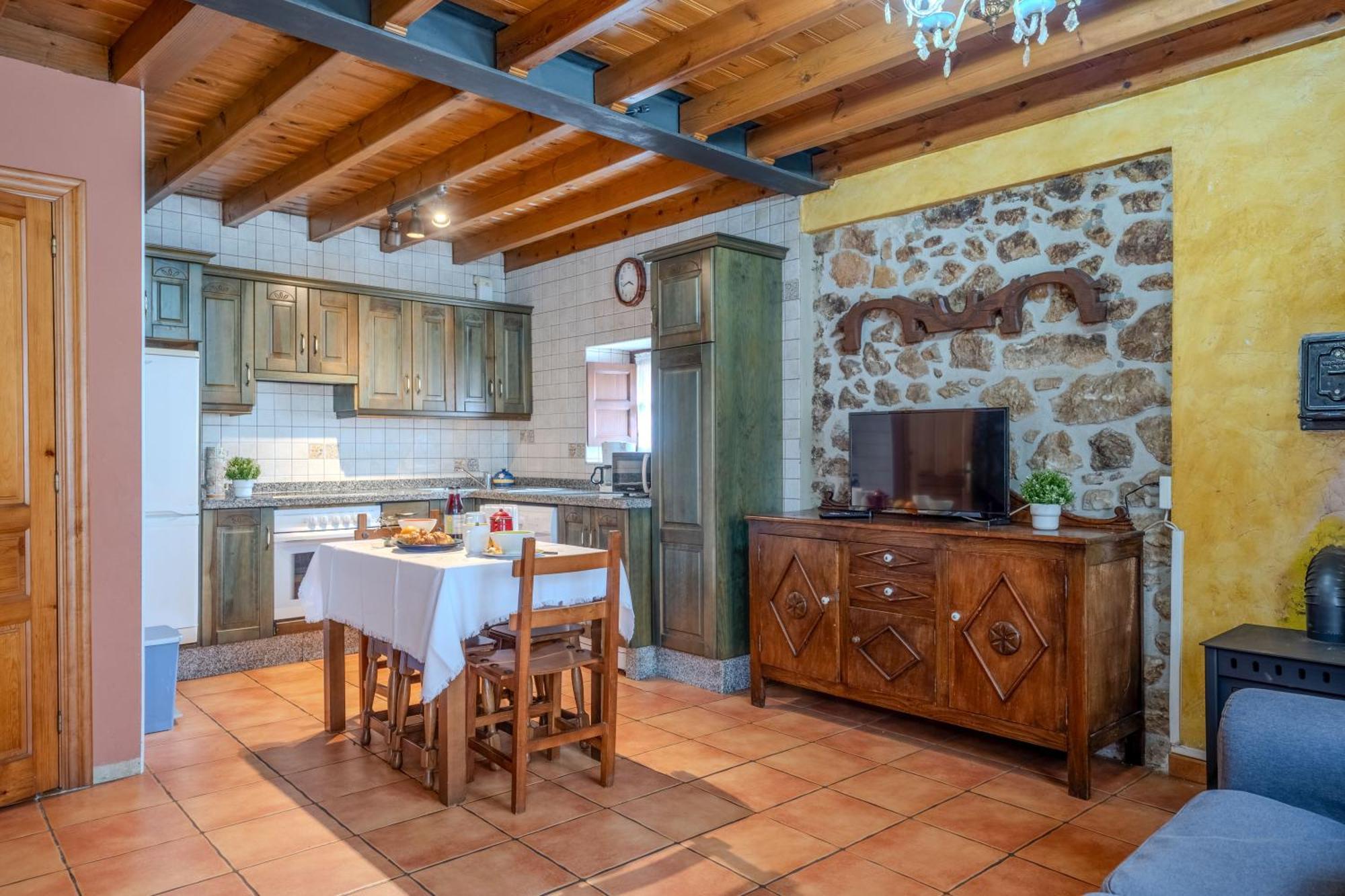 Alojamientos Casa Luisa Puertas  Luaran gambar
