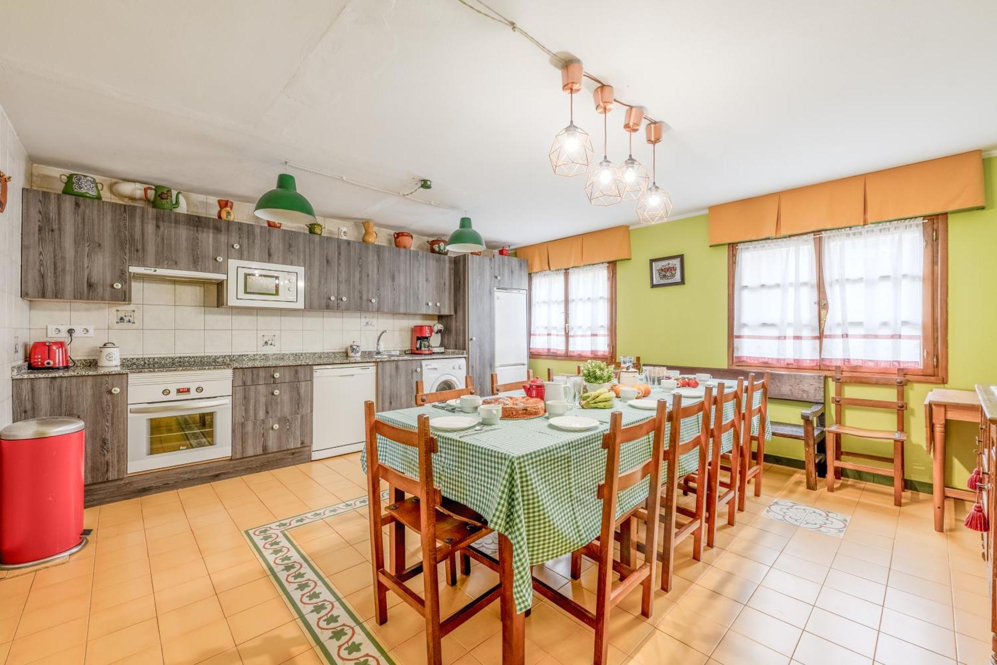 Alojamientos Casa Luisa Puertas  Luaran gambar